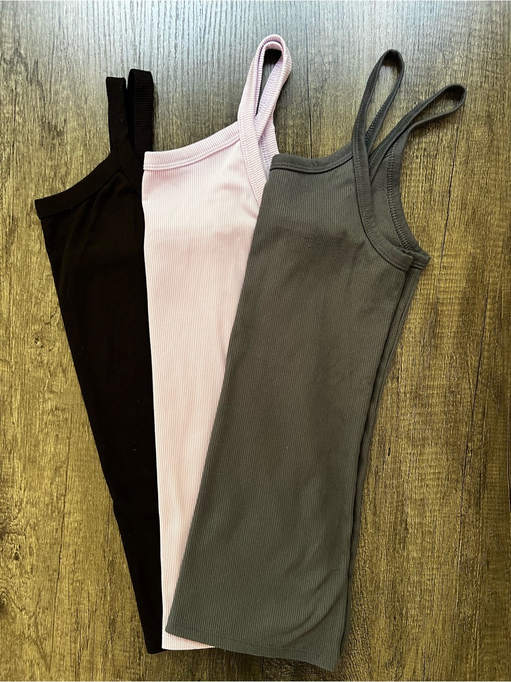 No Boundaries 3-Pack Ribbed Camisoles - Black, Light Pink, Charcoal Gray